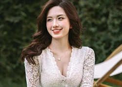 Ái nữ nhà Văn Sỹ trứ danh Nghệ An gây sốt với visual vạn người mê, thì ra thừa hưởng "mã gen đỉnh chóp" của mẹ
