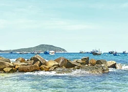 Biển đảo Phú Yên - nước xanh mây trắng gọi mời