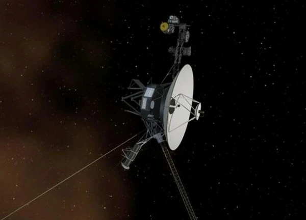 Hồi sinh tàu Voyager 1 sau 20 năm "tưởng như đã chết"