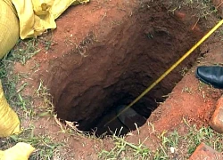 Khởi tố 2 người Trung Quốc đào trộm mộ vua ở Thanh Hóa để tìm cổ vật