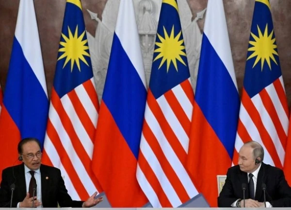 Lãnh đạo Malaysia, Nga thảo luận vụ rơi máy bay MH-17