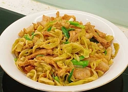 Loại quả trông teo tóp, chua chua mặn mặn lại là đặc sản Bắc Ninh, đem xào thịt ngon đỉnh chóp, ăn ba bát cơm vẫn thòm thèm