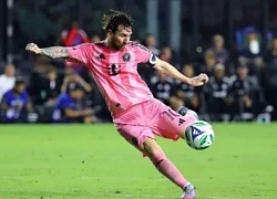 Tiền đạo Ronaldo lại cho Messi 'ngửi khói' về thu nhập