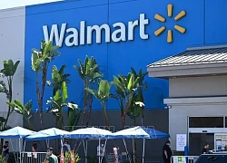 Tổng thống Mỹ yêu cầu Walmart 'gánh chịu thuế quan' thay vì tăng giá
