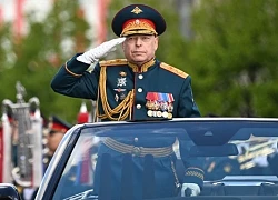 Tổng thống Putin miễn nhiệm tư lệnh lục quân Nga