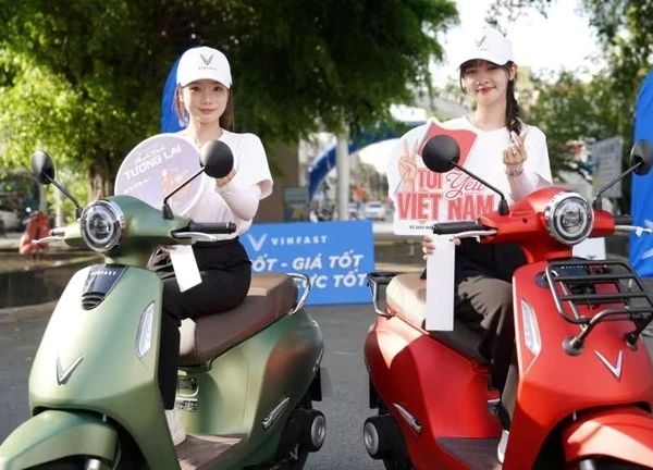 Xe máy điện lên ngôi khi quy định khí thải ngày càng nghiêm ngặt