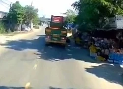Bắt tài xế xe đầu kéo bỏ chạy sau tai nạn chết người trên QL14B