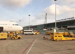 Đình chỉ công tác cán bộ xé vé máy bay của khách nước ngoài ở Phú Quốc