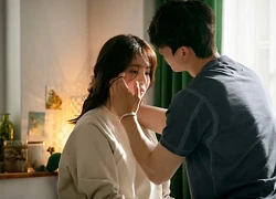Gặp bạn cũ trong buổi họp lớp, người đàn ông vội về xét nghiệm ADN con 8 tuổi