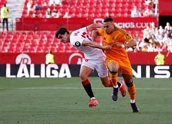 Giữa đổ nát, Mbappe vẫn rực cháy