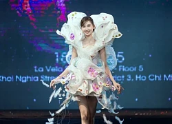 Hoa hậu Thiên Ân diện váy đính hoa, được khen khi trở lại sàn catwalk