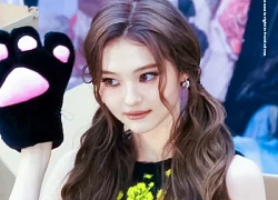 Mẫu nhí đẹp nhất thế giới làm idol bị "ghẻ lạnh", 1 khoảnh khắc thổi bùng tranh cãi