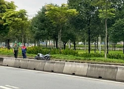 Taxi chạy ngược chiều gây tai nạn chết người ở cửa ngõ TPHCM