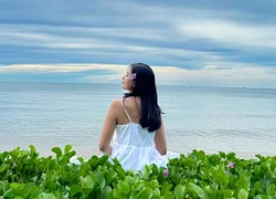 Bãi biển trong xanh đẹp như ở Nha Trang, cách Hà Nội 3,5 tiếng lái xe