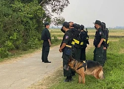Cả làng bật đèn suốt đêm cùng công an bủa vây truy bắt nghi phạm giết người