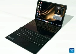 Cận cảnh laptop màn hình gập, chạy hệ điều hành tự phát triển của Huawei