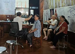 Đoàn kiểm tra bị 'nhốt' khi kiểm tra cơ sở chữa bệnh bằng nước