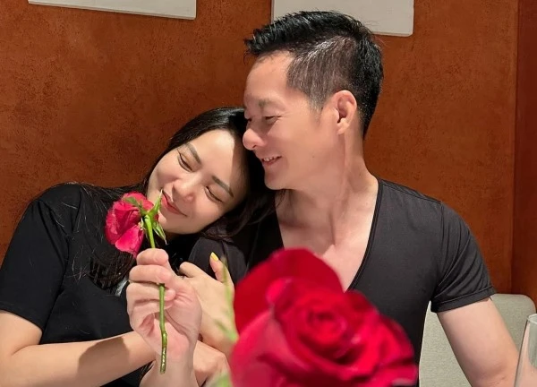 Hoa hậu Việt lấy chồng hơn 26 tuổi: Được sang tên tài sản trăm tỷ