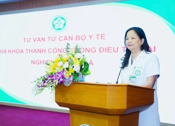 Nhiều bệnh nhân mắc ung thư, phổi tắc nghẽn mạn tính, tim mạch... do nghiện thuốc lá
