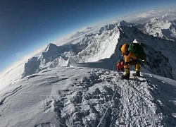 Nhóm thám hiểm người Anh quyết chinh phục đỉnh Everest trong 7 ngày