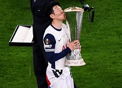 Son Heung-min khóc nức nở ngày vô địch Europa League, lùm xùm đời tư bị "đánh bay" chỉ sau 1 chiếc cúp