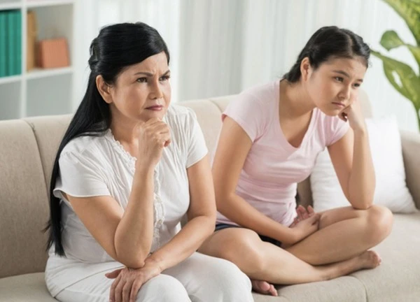 Sống trong nhà chồng 4 tầng và 3 thế hệ, tôi ngột ngạt đến mức khó thở