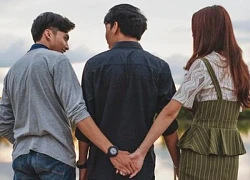 Bỏ vợ chạy theo nhân tình, tôi về thăm nhà bất chợt thì chết lặng trước hành động của anh hàng xóm với vợ mình
