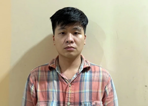 Đối tượng giết người ra đầu thú sau 11 năm lẩn trốn