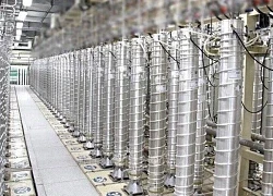 Iran bác bỏ việc tạm dừng làm giàu urani