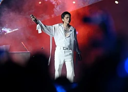 Khoảnh khắc "mắc cỡ vô cùng" của SOOBIN viral cõi mạng, đỉnh cao của "coi fan như người nhà" chính là đây?