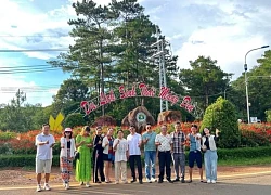 Làm gì để thu hút du khách đến Tây Nguyên?