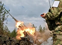 Nga đẩy mạnh tấn công Donetsk, Ukraine nguy cơ mất tuyến phòng thủ chiến lược