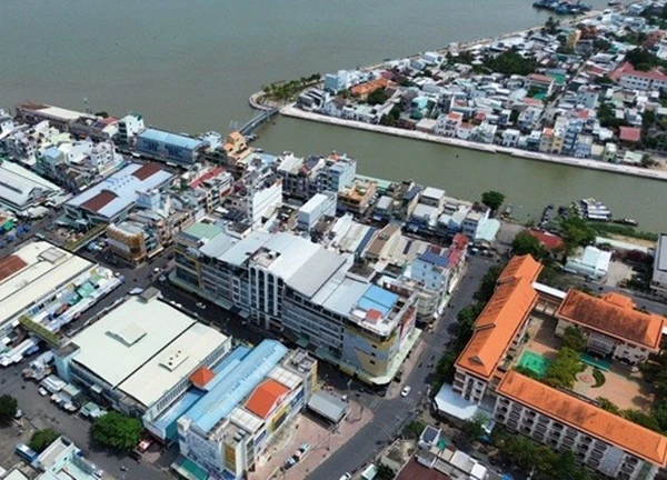 Thanh tra Vĩnh Long ra 'tối hậu thư' xử lý vụ cấp sai 54 sổ hồng