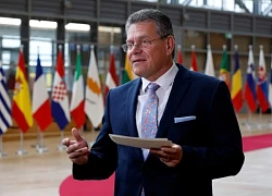 Ông Trump ra tối hậu thư cho EU và Apple