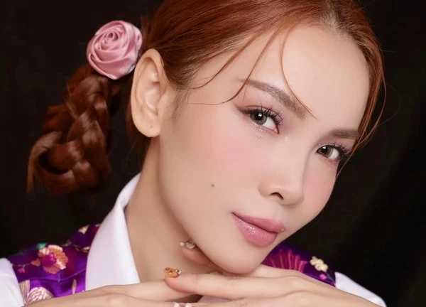 Vbiz có sao nữ 20 năm nhan sắc không đổi, ca hát năng nổ nhưng thiếu 1 bản hit để lên sao hạng A