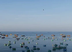 Bình minh tại làng chài Mũi Né
