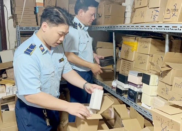 Bóc trần nhiều thủ đoạn sản xuất, kinh doanh hàng giả