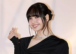 Drama lại ập đến Lisa (BLACKPINK): Cư xử giả tạo, quá lố trước mặt các đàn em