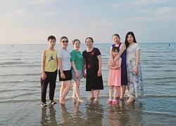 Gia đình 3 thế hệ rủ nhau đi xe máy vượt 250km tới Quảng Ninh, ngẫu hứng mà vui