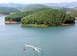 Khám phá vẻ đẹp hồ Thác Bà