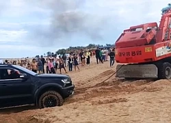 Khởi tố tài xế bán tải chạy ngông nghênh trên bãi biển Tuy Hòa