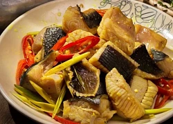 Loài cá không xương trông "xấu xấu" nhưng thịt ngon mềm, đem kho nghệ ăn với cơm nóng ngày mưa thì hết chỗ chê