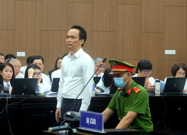 Mở lại phiên tòa xét xử cựu chủ tịch FLC sau sự cố sức khỏe ông Trịnh Văn Quyết