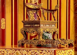 Vụ ngai vàng bị phá hỏng: Chi tiết lạ trong hồ sơ bảo vật quốc gia