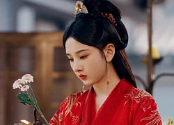 Từ im ắng đến bùng nổ: Tống Tổ Nhi hồi sinh nhờ Khom lưng