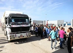 Xung đột Hamas-Israel: Người dân Gaza chặn đoàn xe cứu trợ
