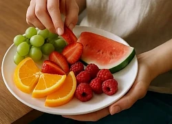 Ăn trái cây đúng cách nên ăn sau bữa cơm hay lúc đói?