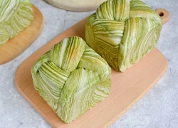 Bánh mì matcha 2 lớp siêu đẹp: Cách làm đơn giản, thành phẩm xé tay mềm mịn, làm 1 lần ăn cả tuần