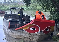 Bắt giữ nhóm "cát tặc" trên sông Đồng Nai