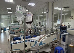 Bé gái 5 tuổi ở Bình Phước mắc sốt xuất huyết nguy kịch thoát chết sau 10 ngày điều trị